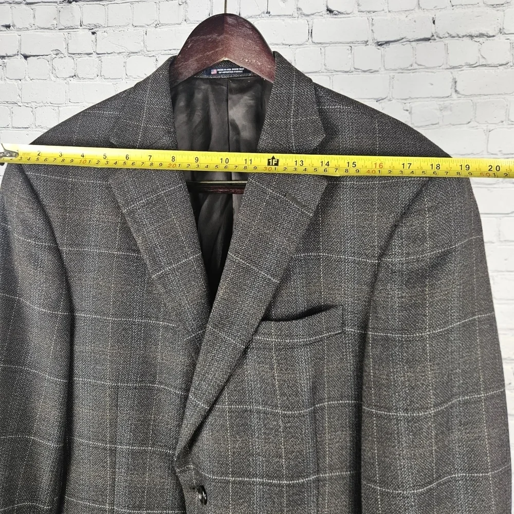 Vintage Hart Schaffner Marx Wool Blazer 43R Windowpane Sport Coat Union Made USA